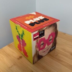 Plus Plus 1200 piece Mini Neon Building Block Pieces New in box